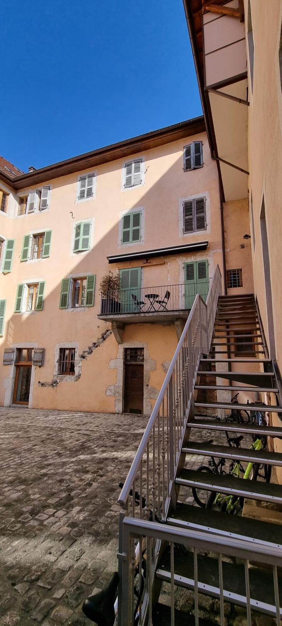 Appartement De Charme Au Coeur De La Vieille Ville Annecy Buitenkant foto